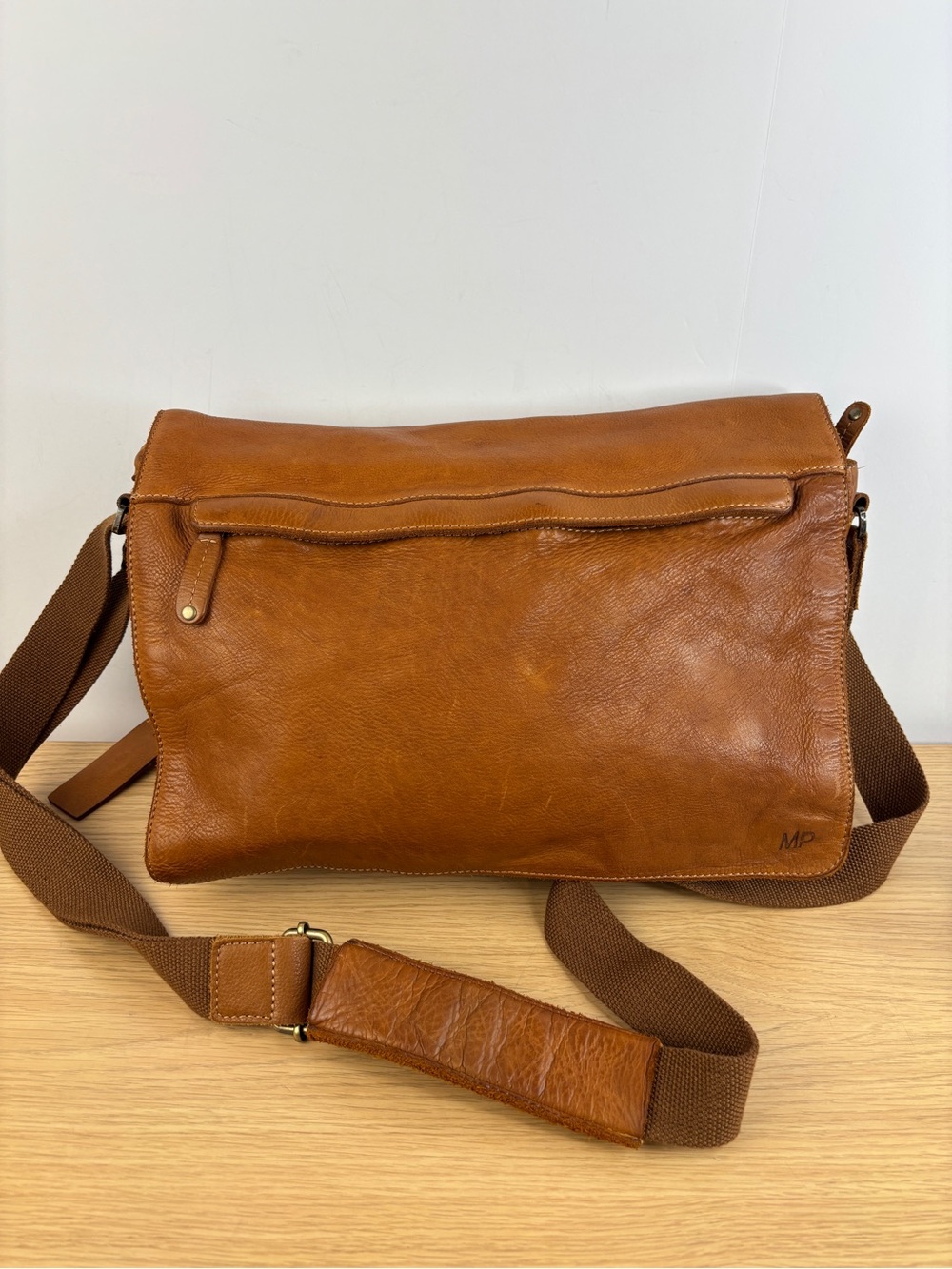 Marta Ponti Oslo Cognac Leather Messanger Shoulder Bag LIKE NEW!